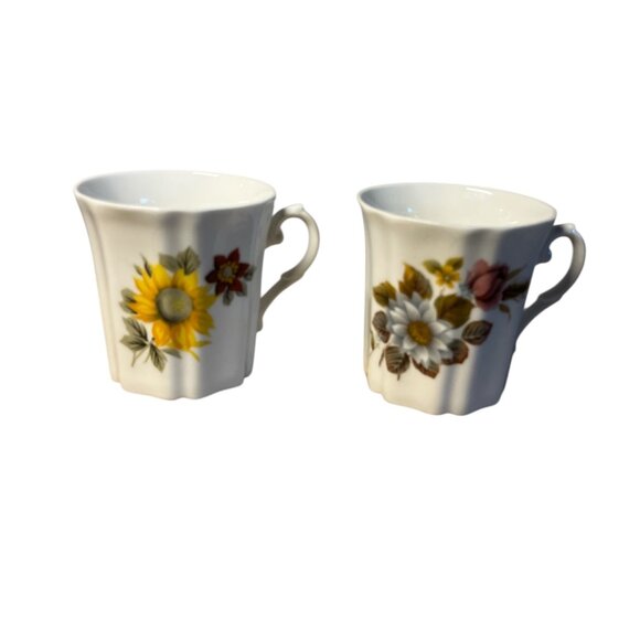 2 ROYAL GRAFTON Fine Bone China Mugs Floral Tea Coffee Cups 8 oz - Picture 1 of 6
